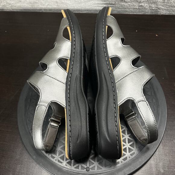 Clarks Womens Size 11 Wide Laurie Ann Metallic Silver Strap Comfort Sandals - Picture 8 of 10